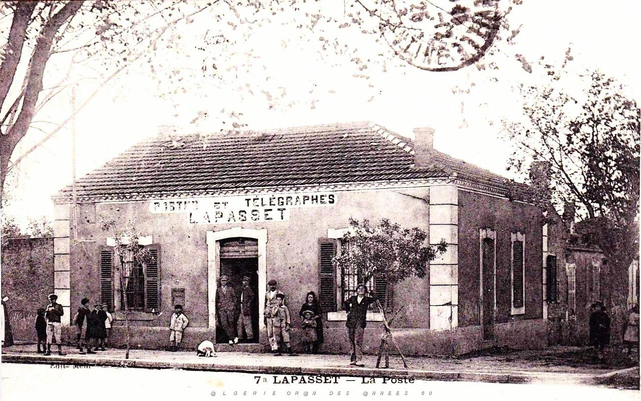 1714- Lapasset - La Poste.jpg